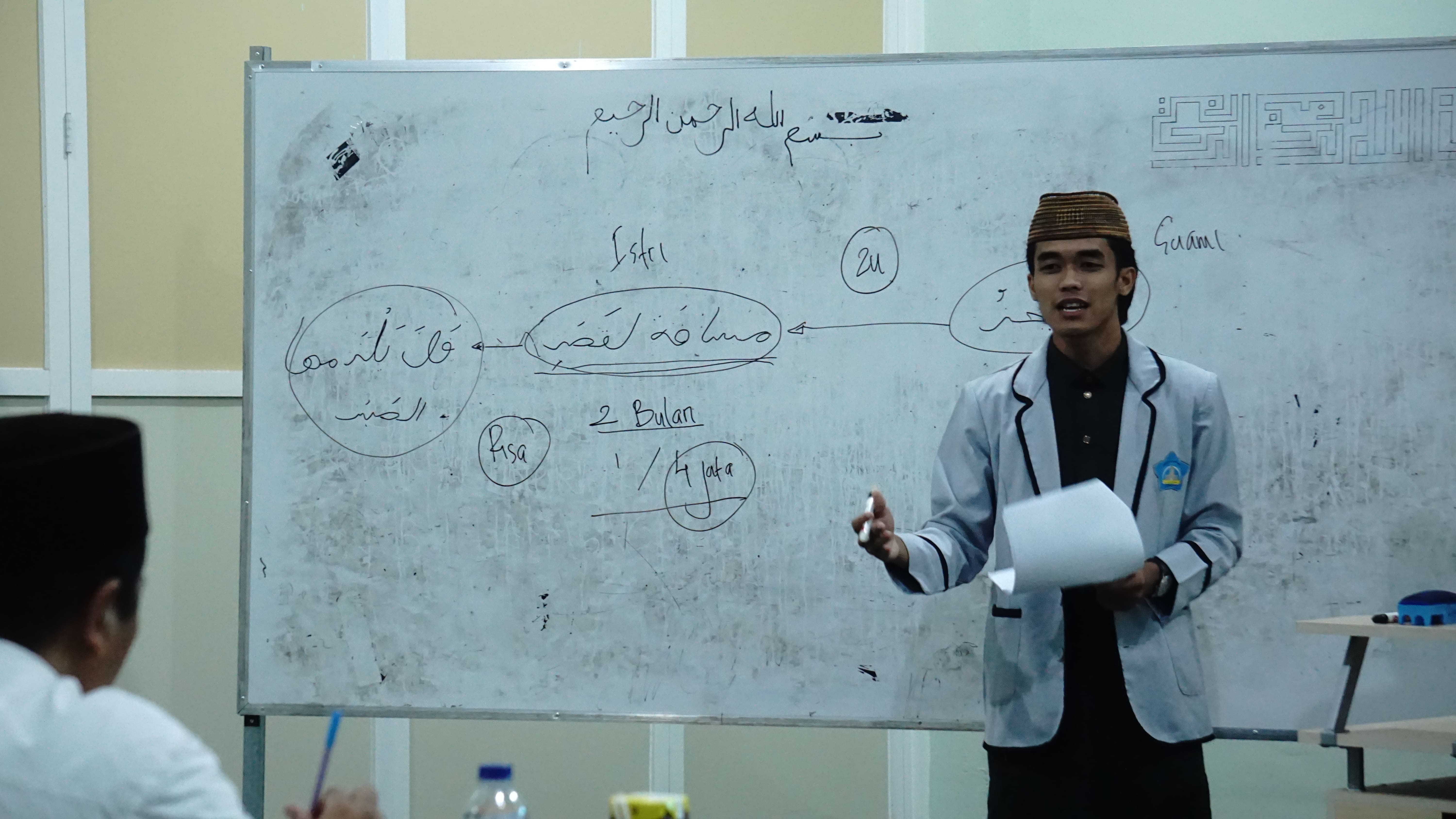 Ujian Sidang Risalah Mahasantri